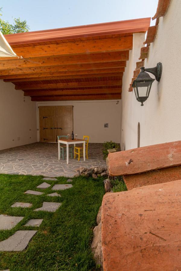 La Vecchia Dimora Marrùbiu Exterior foto