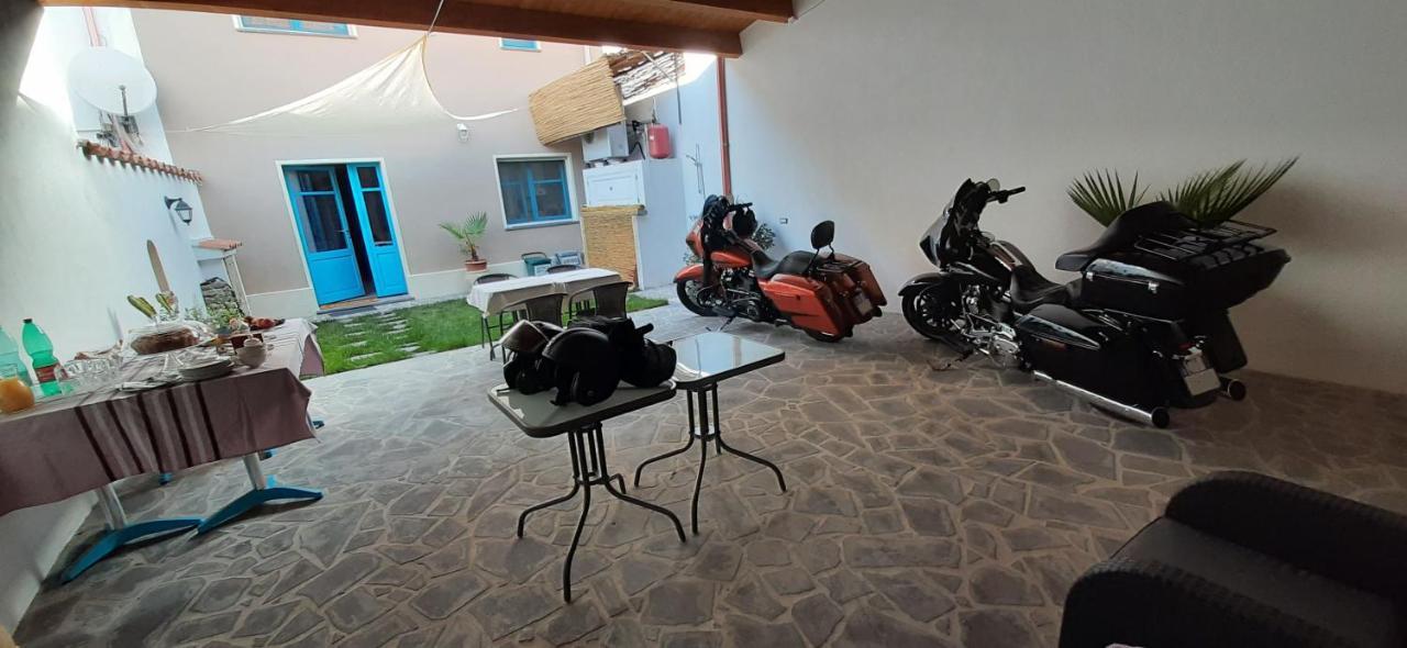 La Vecchia Dimora Marrùbiu Exterior foto